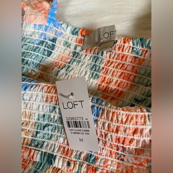 NWT LOFT Medium Garden Smocked Peplum Shell Top Tank Ruffle Straps Floral - Picture 4 of 4